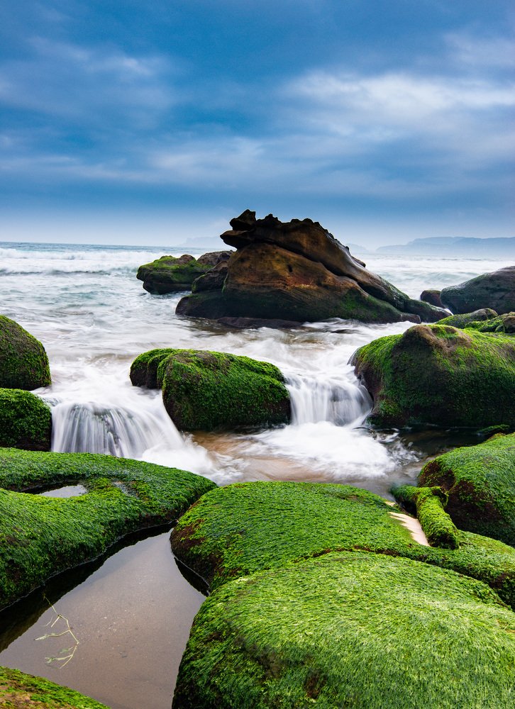 Ocean waterfalls beauty