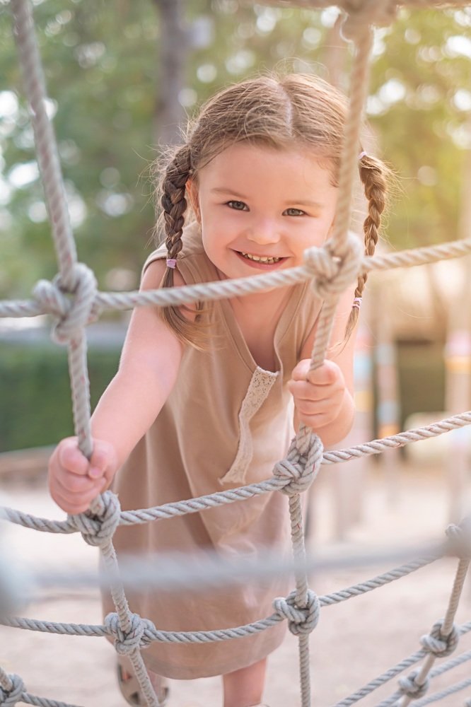 Счастливая девочка