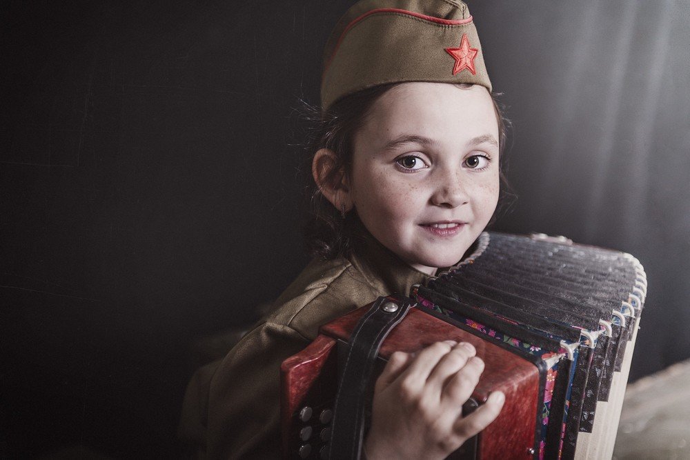 Играй гармонь