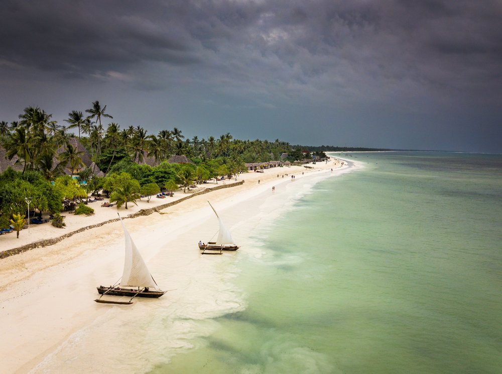 Photograph by Ruzdi Ekenheim