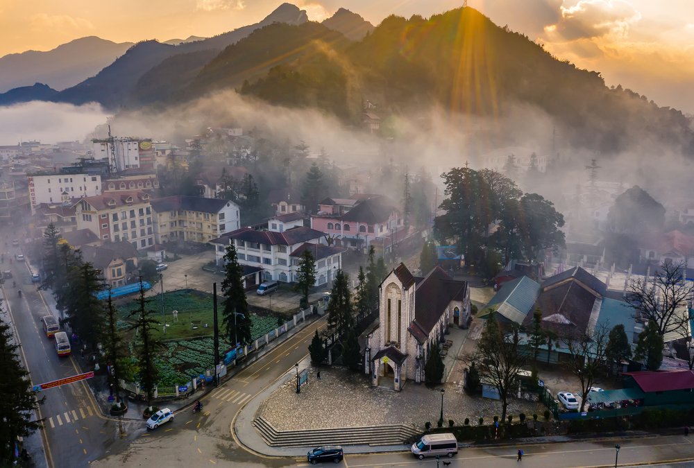 Photograph by Lê Thiện