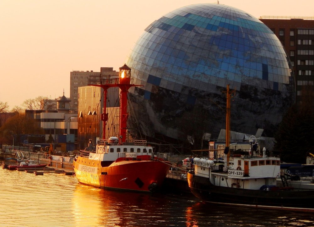 Закатная набережная