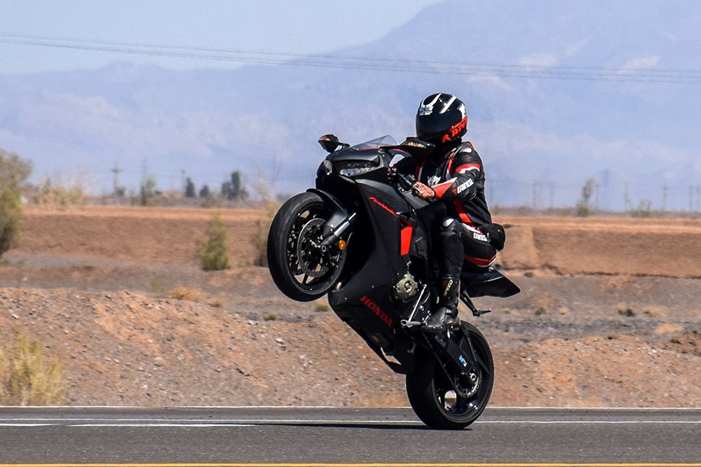 cbr wheelie