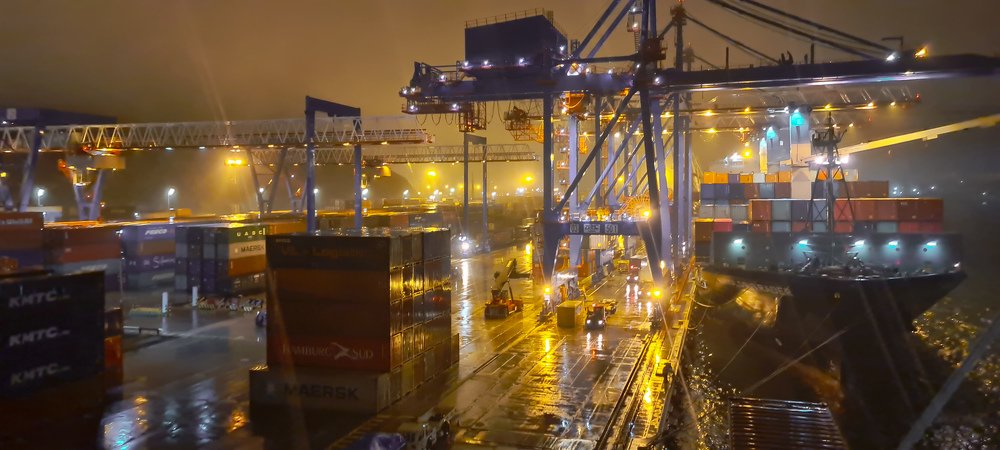 Контейнерый терминал