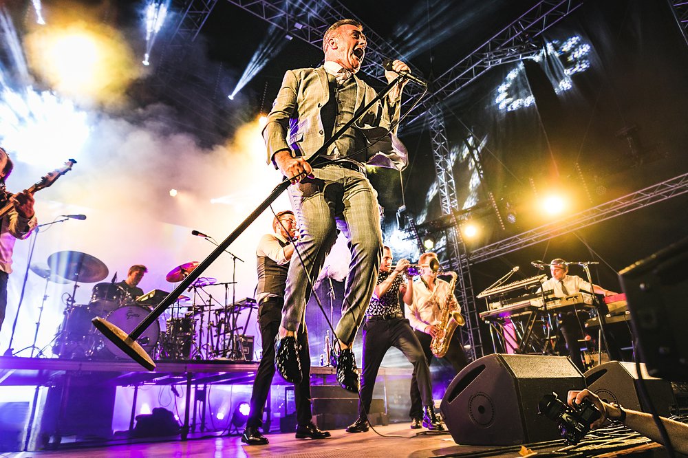 Electro Deluxe Band  - James Copley