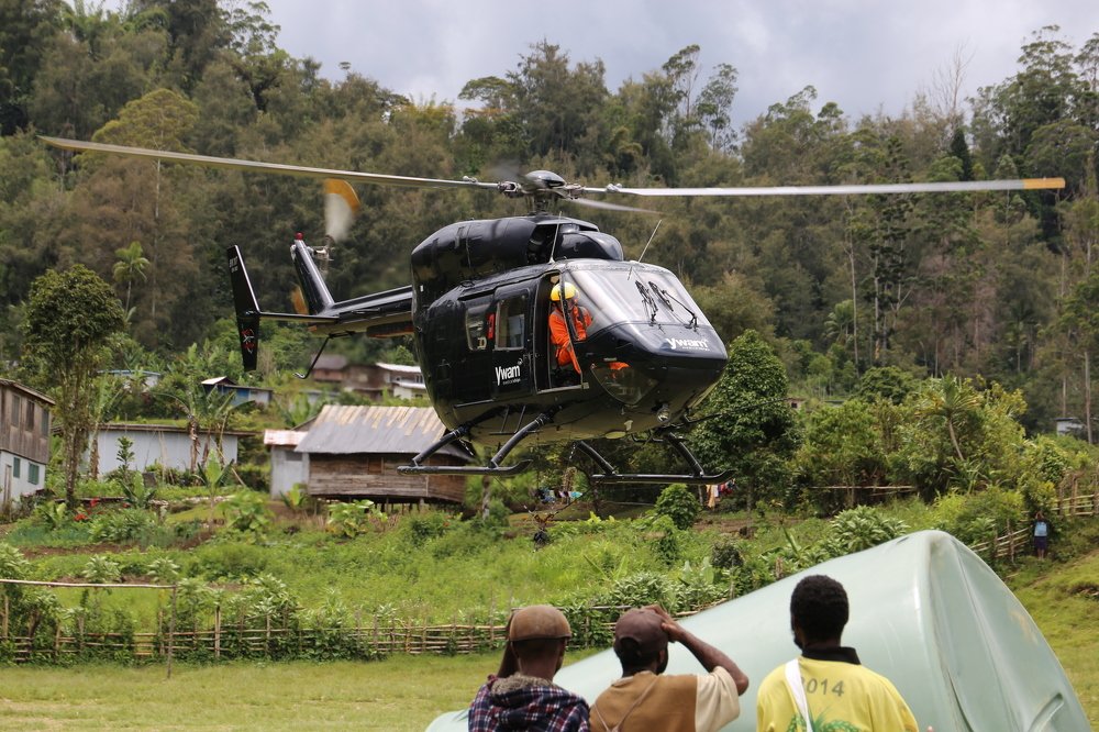 Helicopter slinging in remote PNG