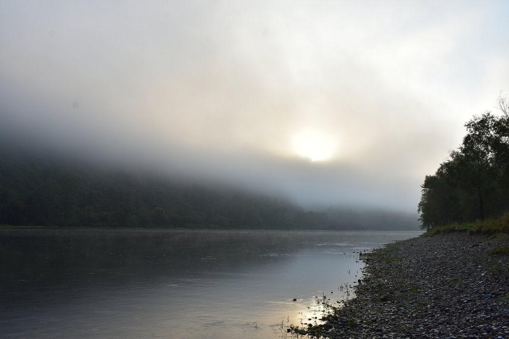 Туманы над рекой Уса.