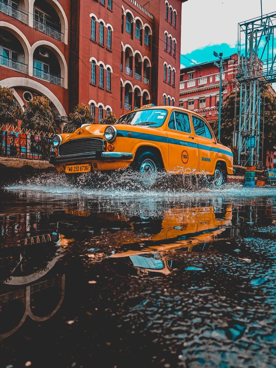 The Royal Kolkata Taxi