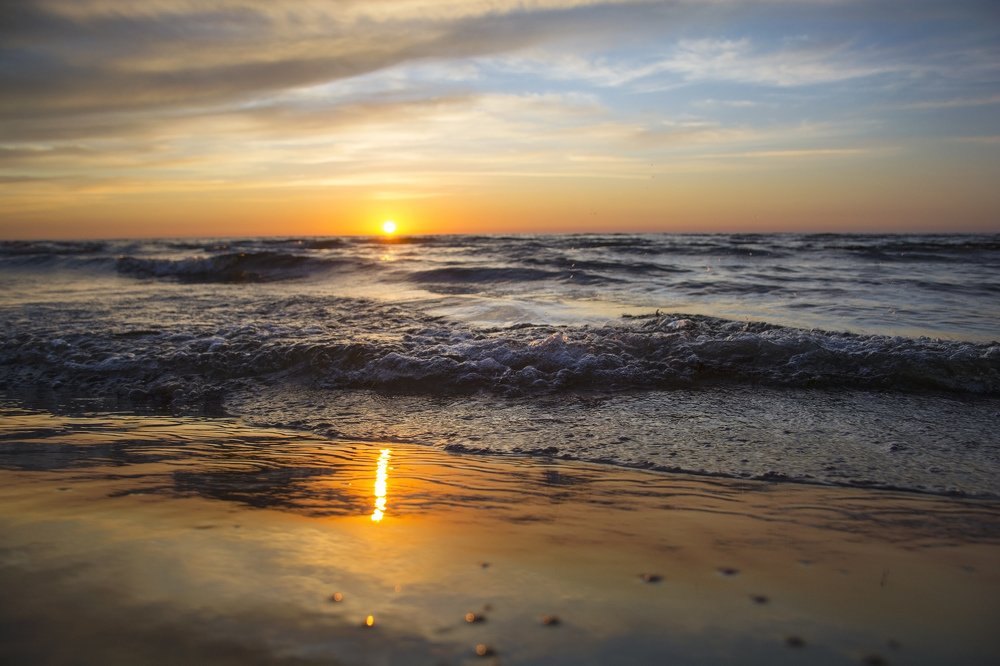 Закатная волна....