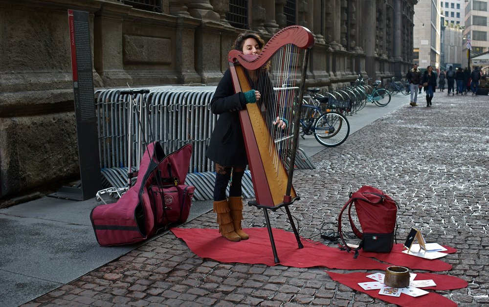 Уличный музыкант