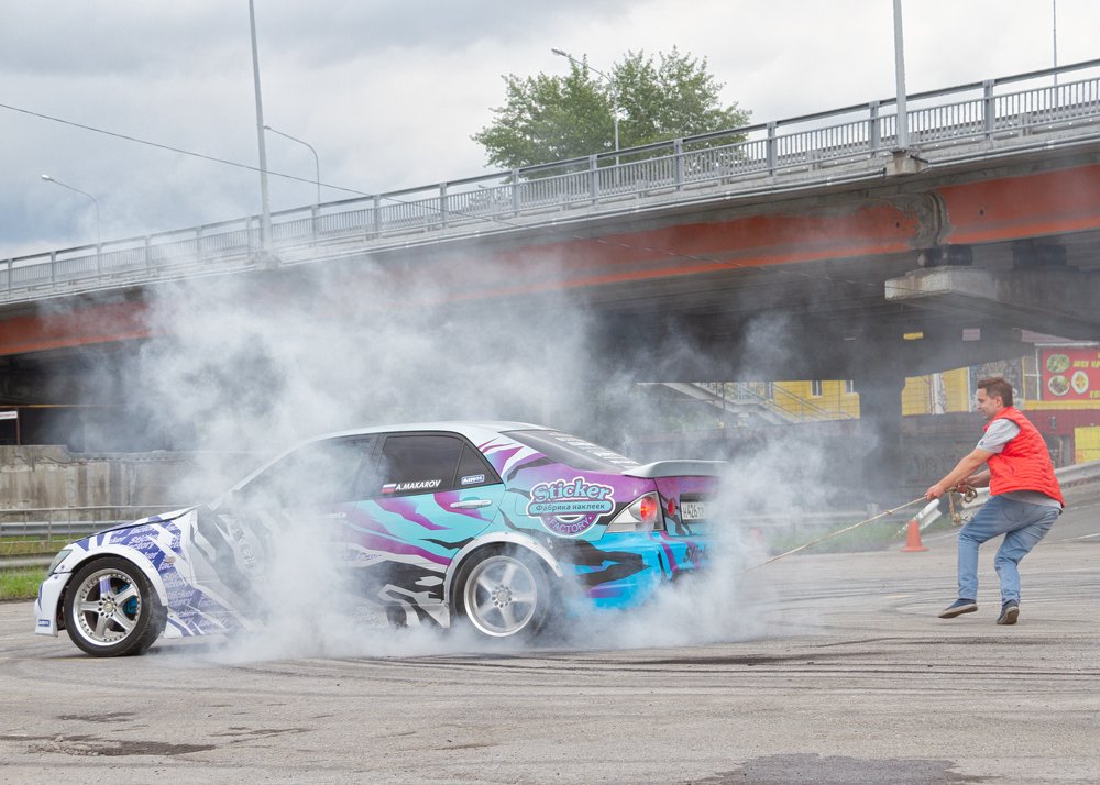 Противостояние...