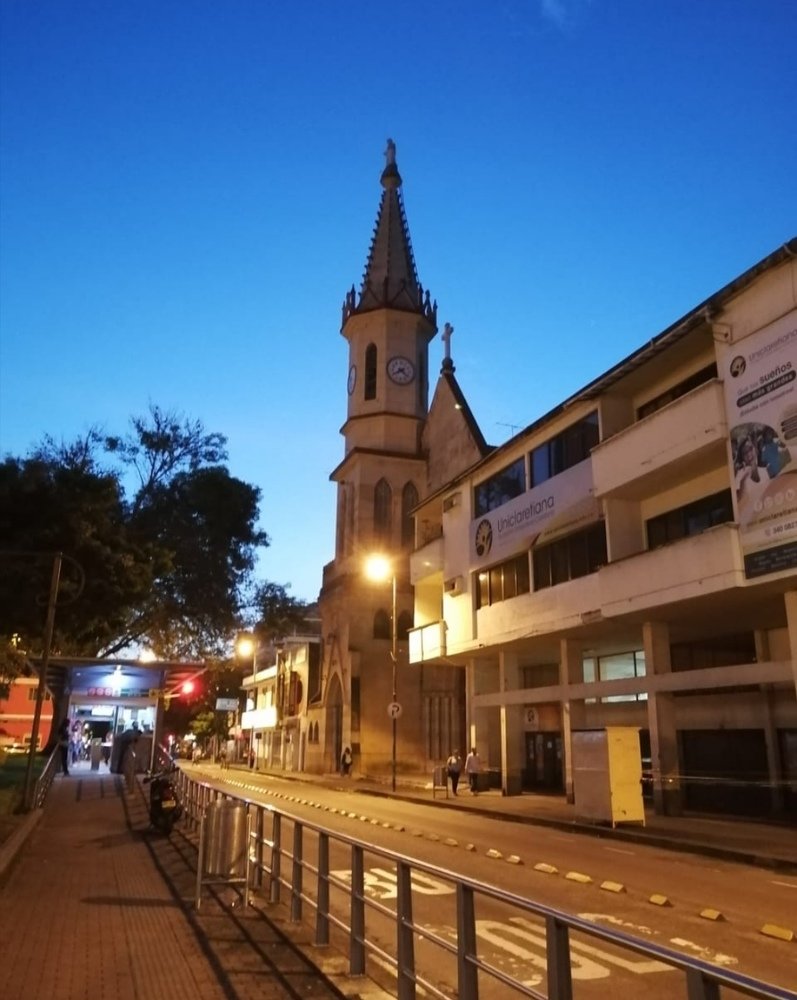Torre de Iglesia católica en Pereira