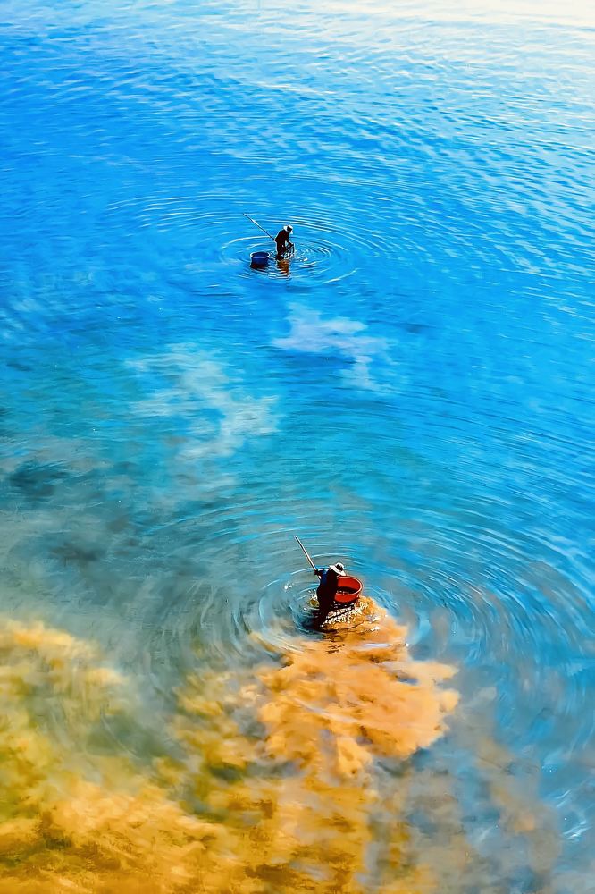 Photograph by Nguyễn Văn Hoàng
