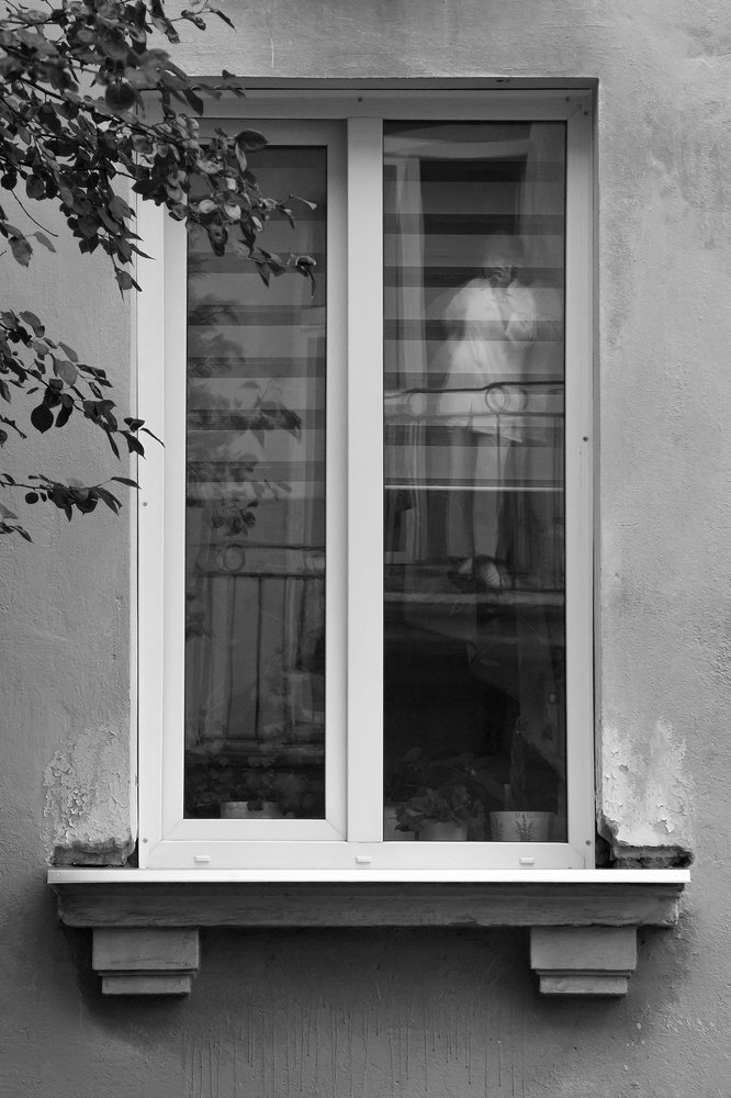 В изоляции...