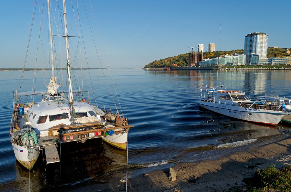 Чебоксары. Река Волга. Речной порт.