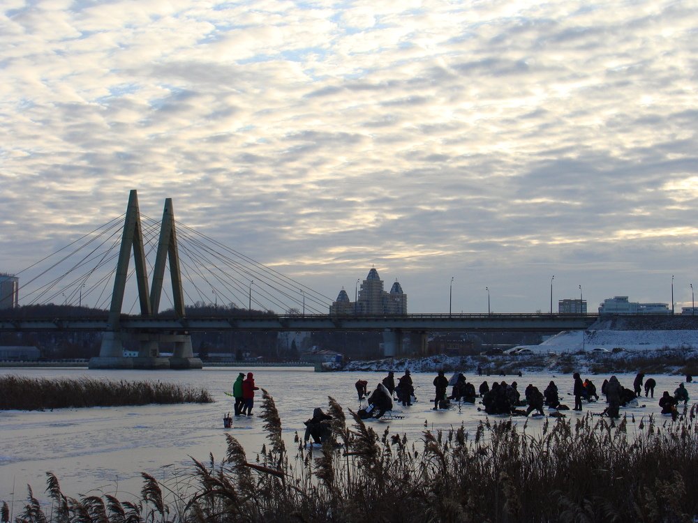 мост Миллениум. первый лед
