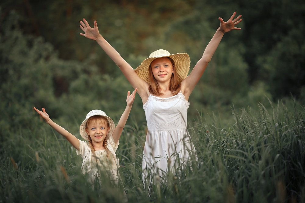 Маша и Алёнка