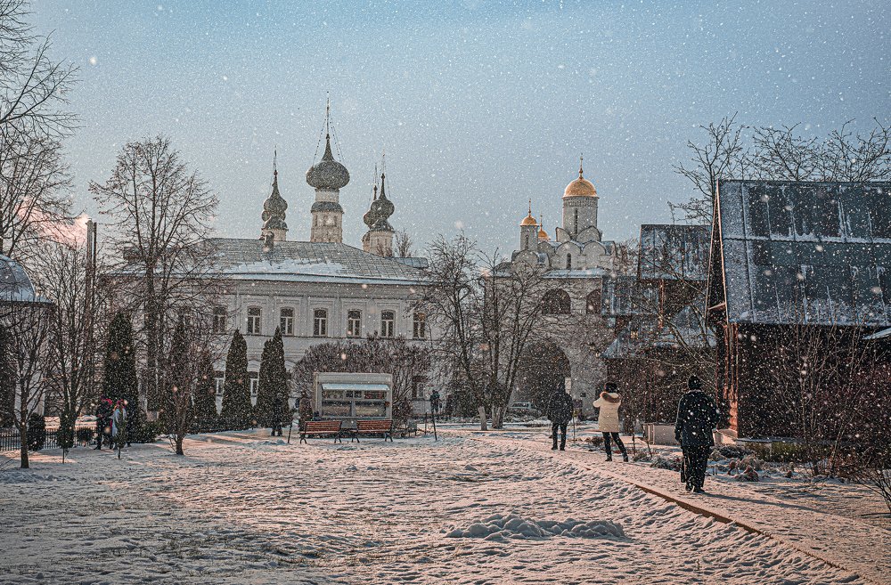 Снег и солнце