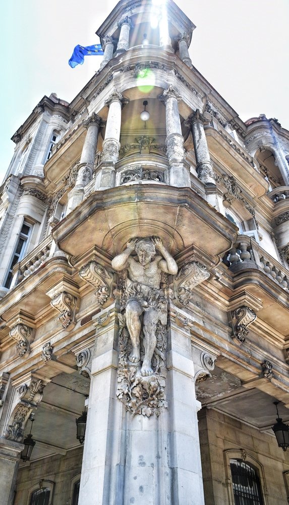 Photograph by Alberto Pavel