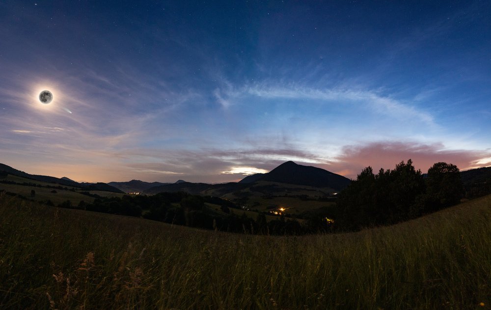 Photograph by Filip Micunda