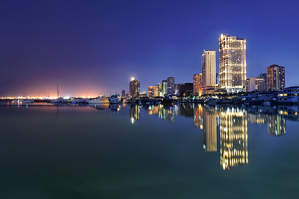 Manila Bay's hidden beauty at night