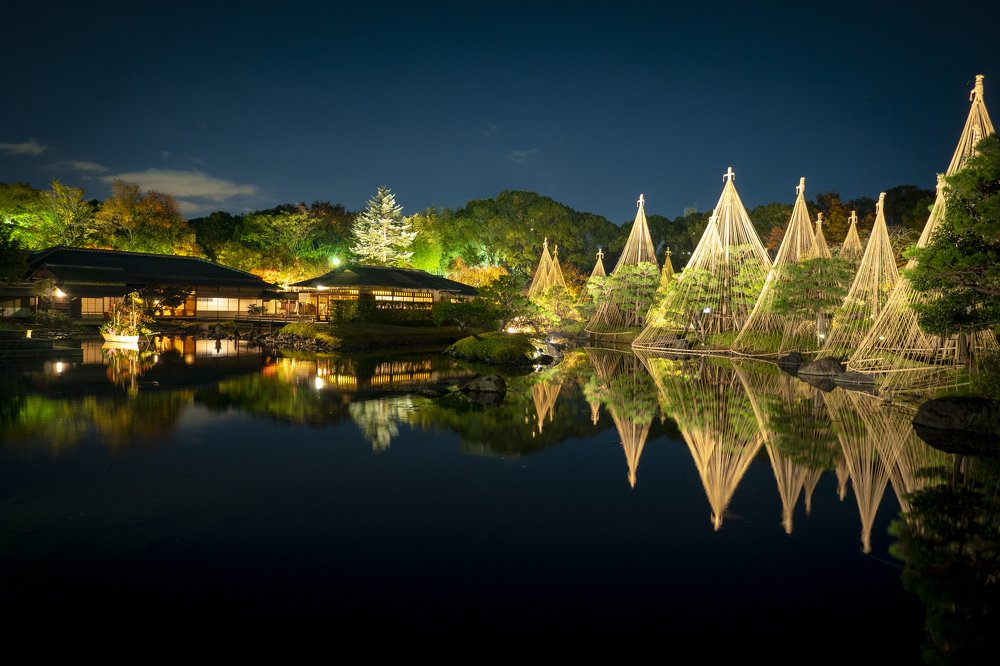 Night reflection at Shirotori Park