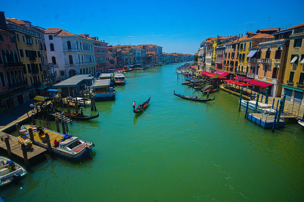 Photograph by Luka Mitrovic