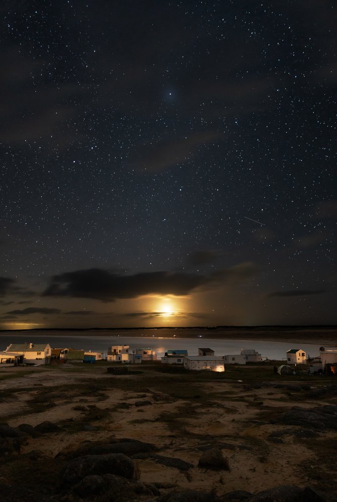 Moonset Cabo Polonio