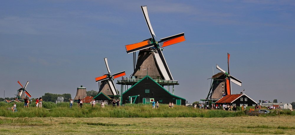 Фотография автора АЛЕКСАНДР ЦЫГЕЛЬНЮК