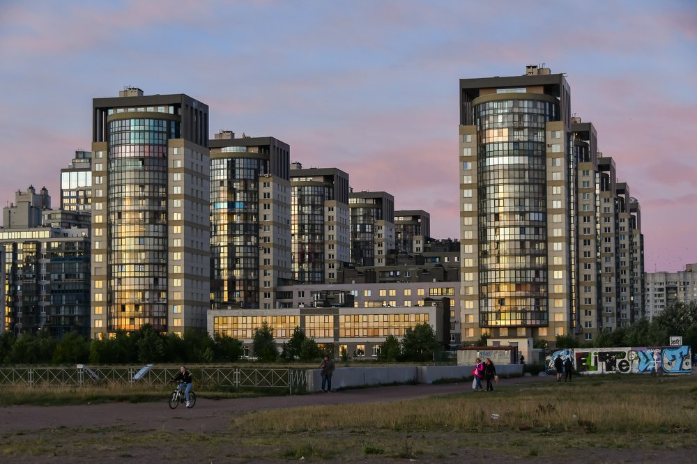 Фотография автора Андрей Симонов