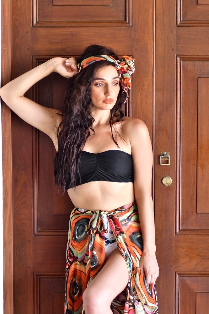 Poses with beach dress