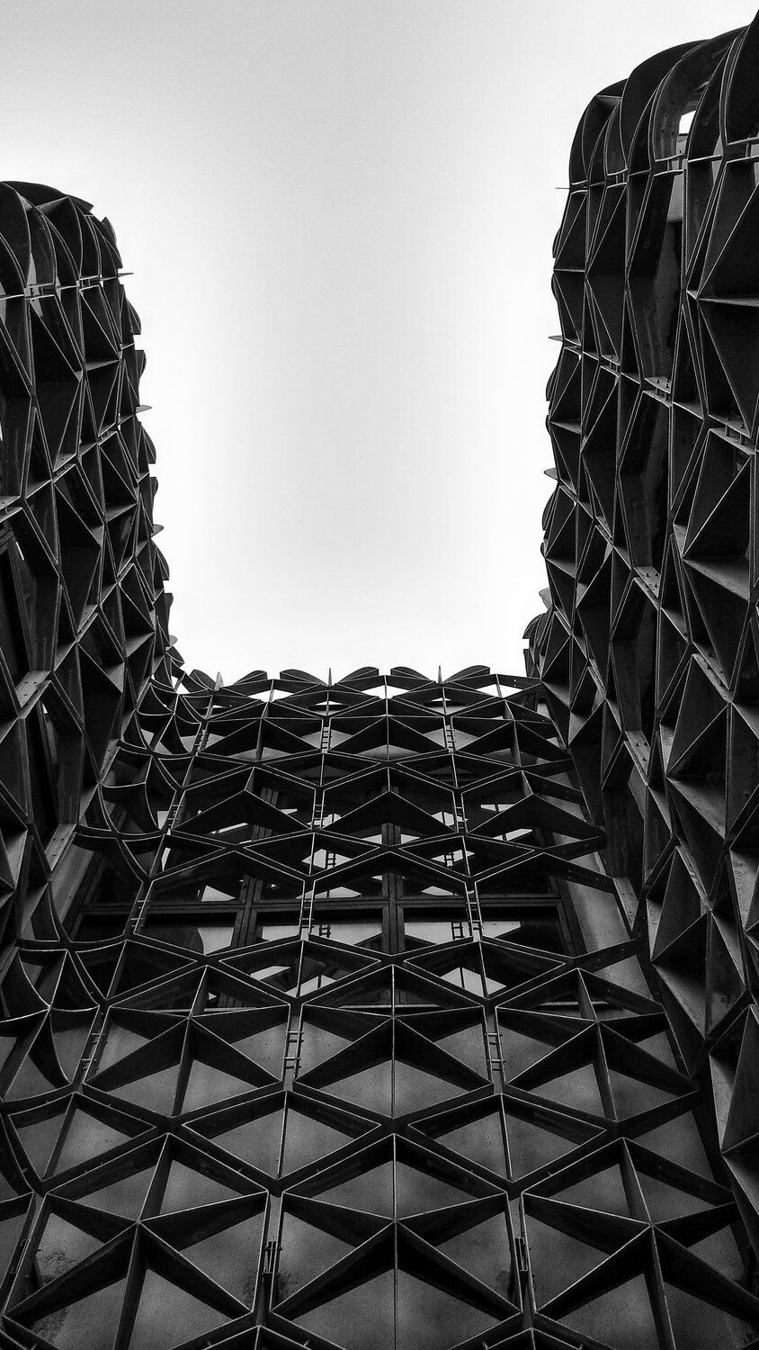 Rise up to the sky.