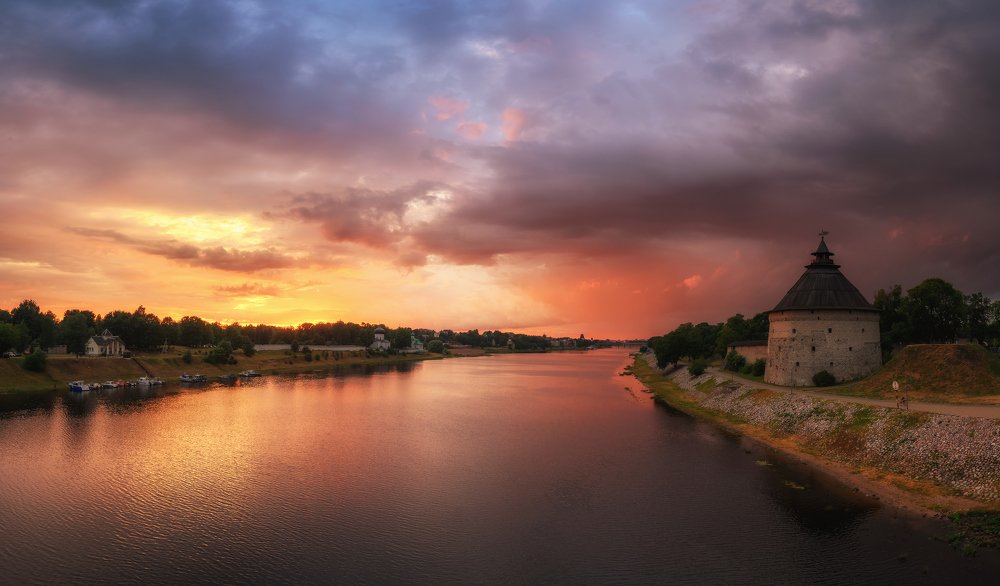 Photograph by Roman Dmitriev