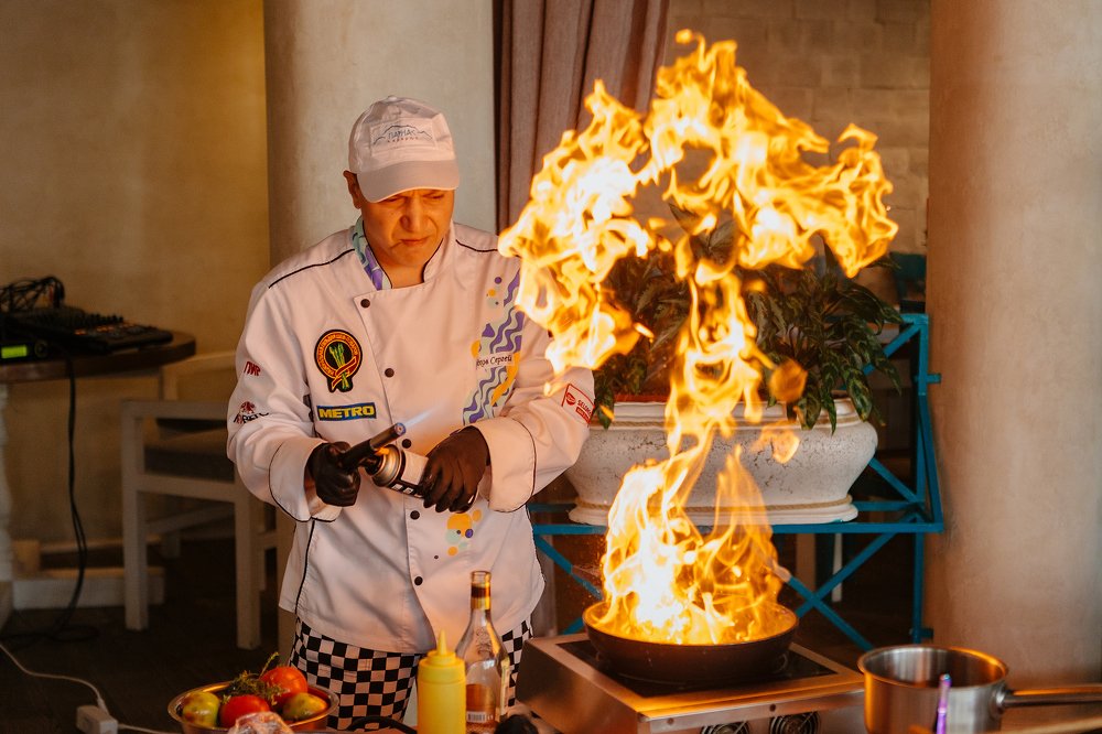 Photograph by Dmitri Izosimov