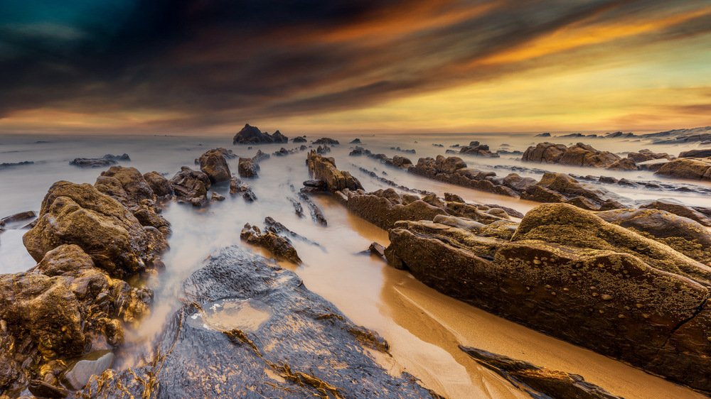 BARRIKA'S DRAGON BEACH