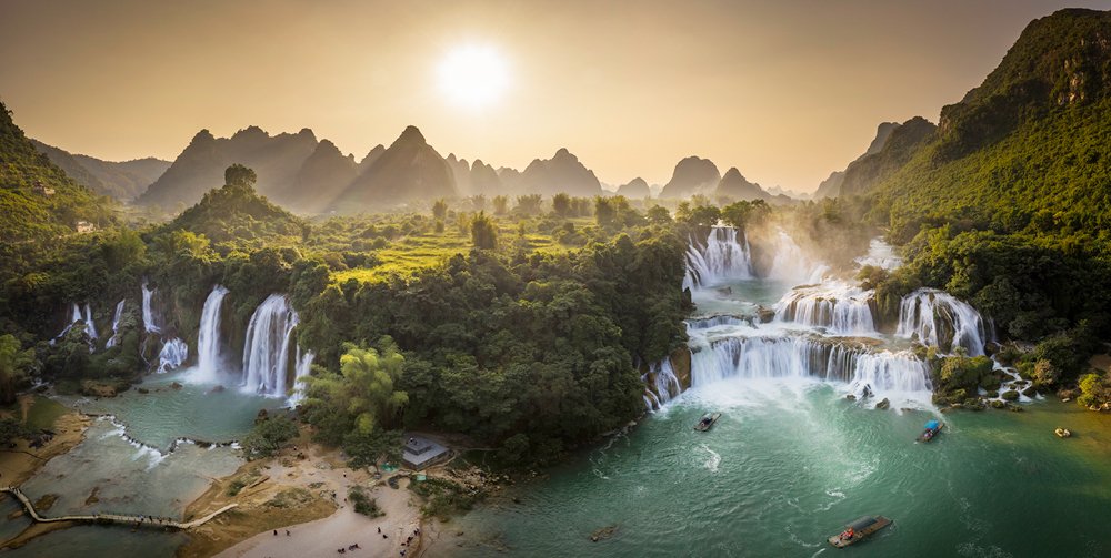 Ban Gioc waterfall
