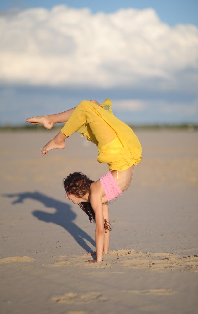 Полина зажигает...