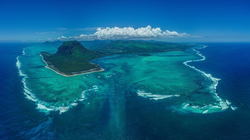 Photograph by LESIEUR Regis