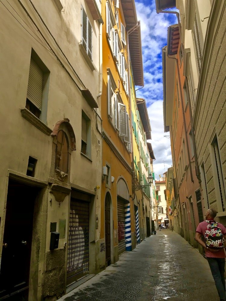 Тёплое прикосновение.