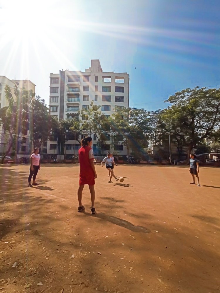 Play on ground to conquer that ground