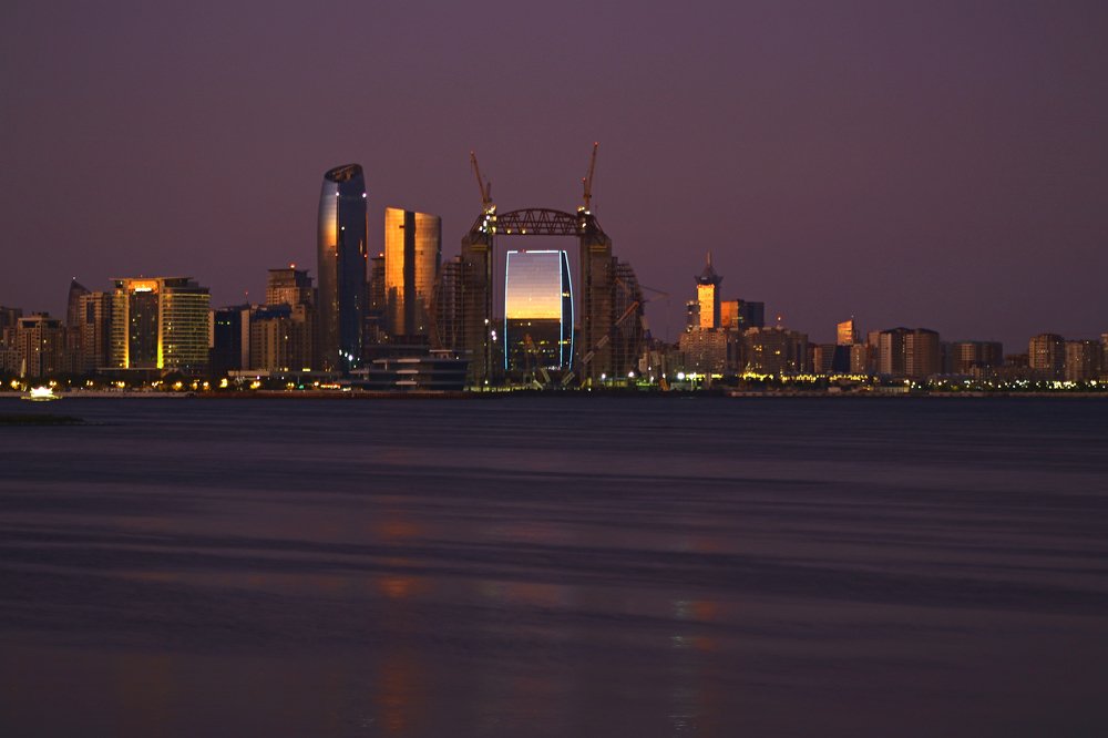 On the threshold of the night