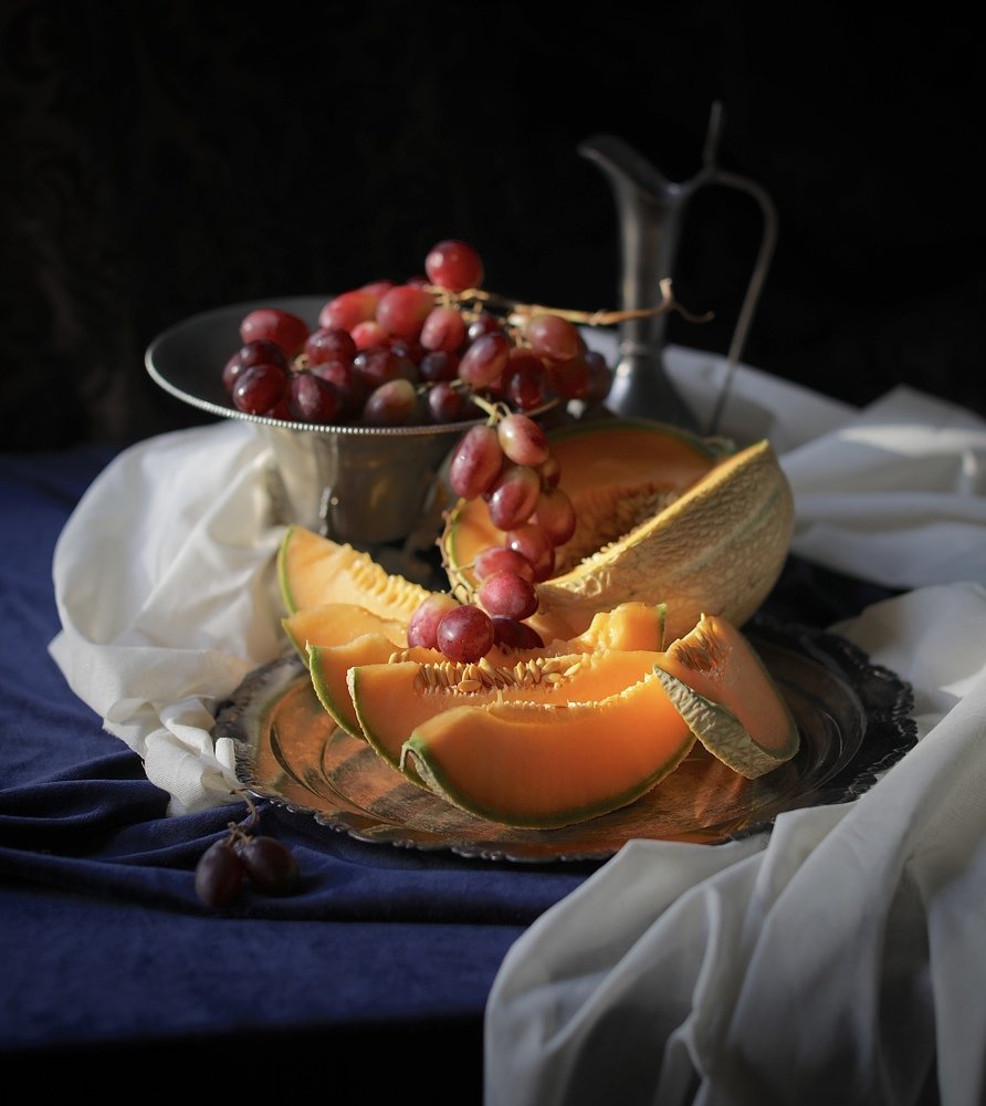 Still life with melon and grapes. Натюрморт с дыней и виноградом.
