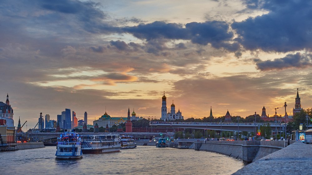 Московский вечер.