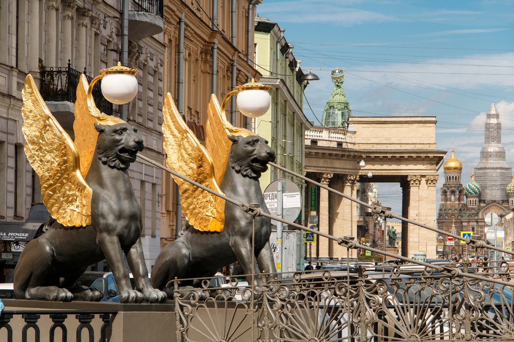 Мостовые стражи