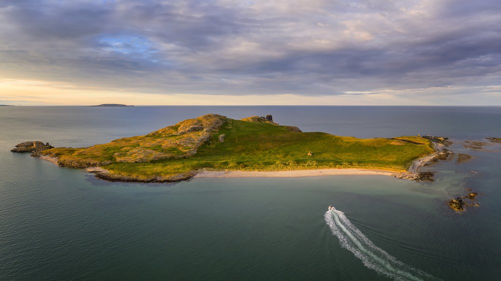 Photograph by Peter Krocka