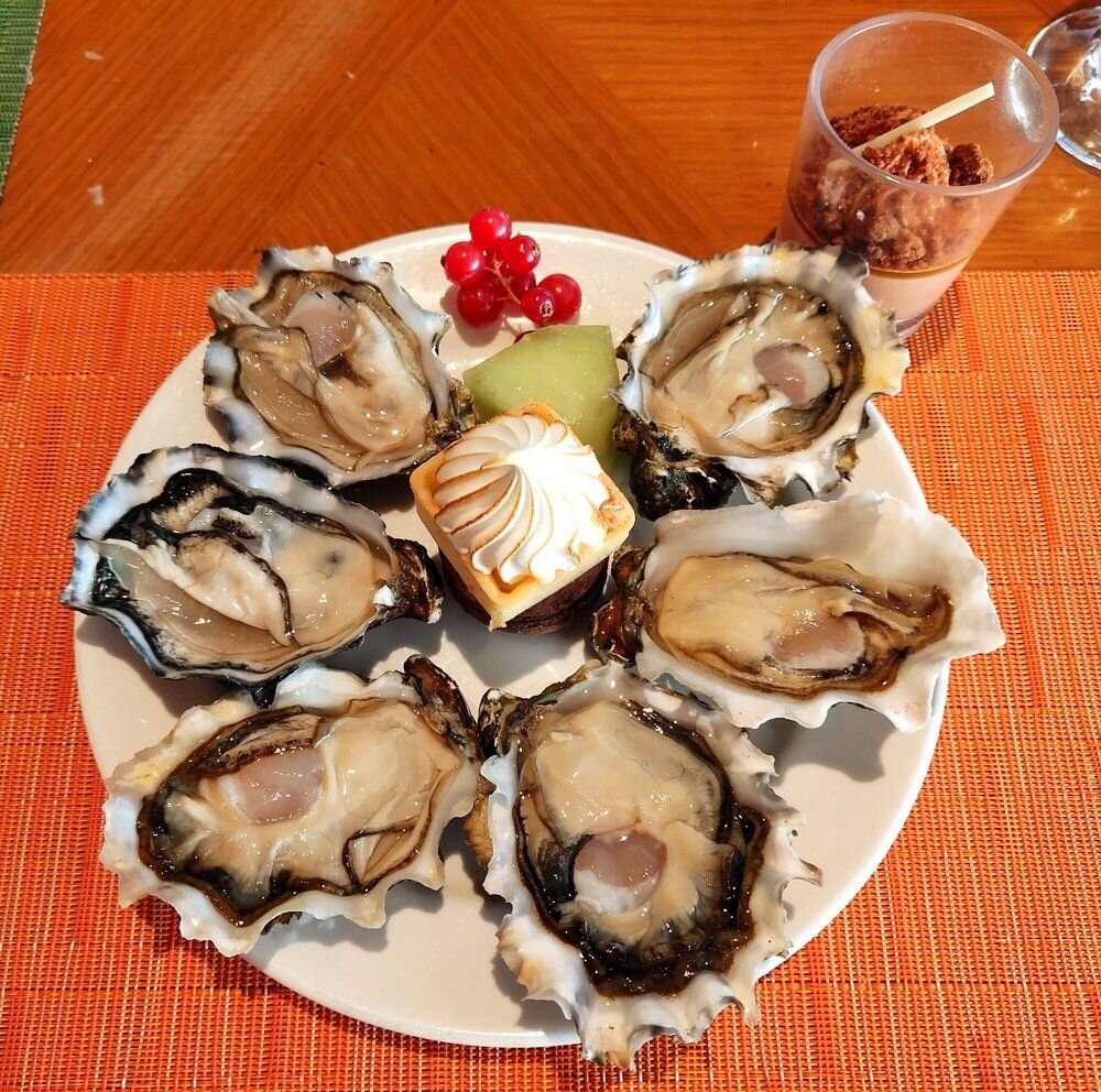 The Dance of Oysters and Desserts