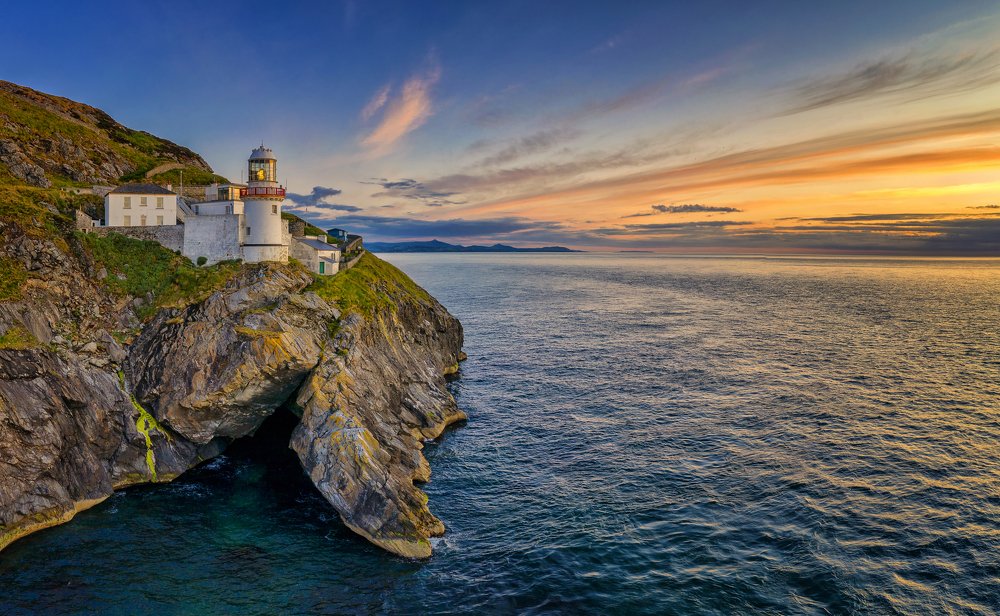 Wicklow Head Lighthouse