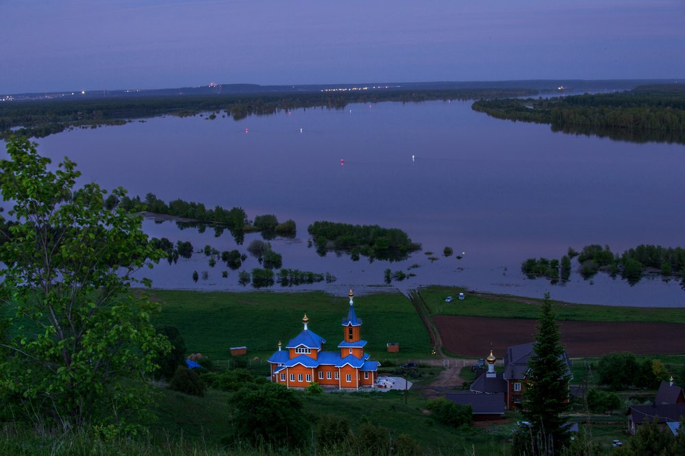Храм Тихвинской иконы Божьей Матери в Паздерах, Воткинский р-н, Удмуртия.
