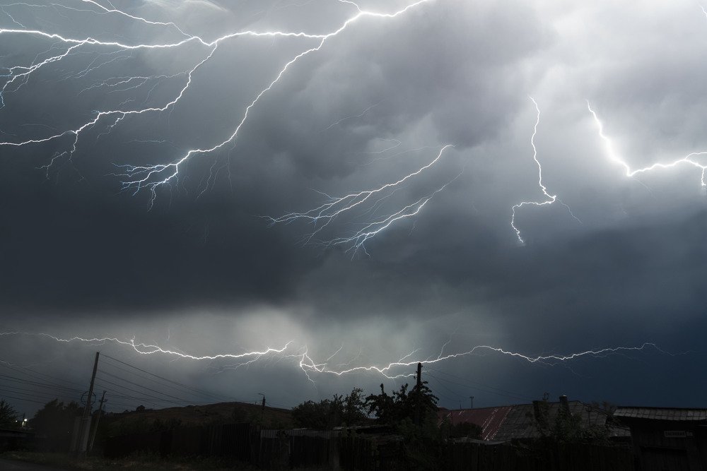 Молния в деревне