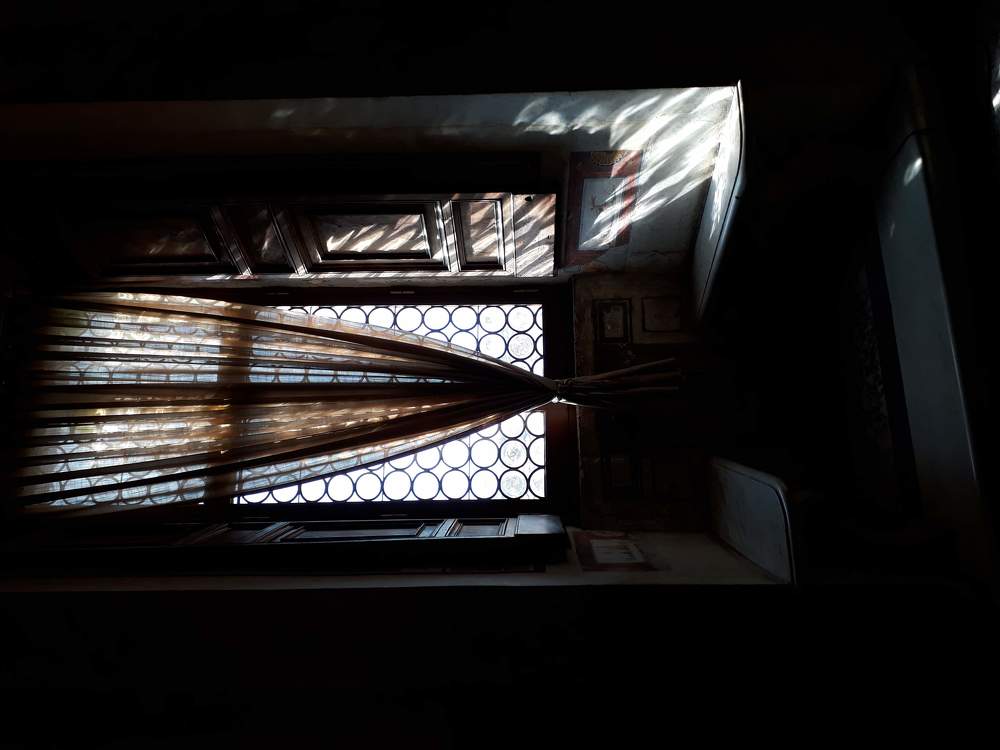 Attendre à la fenêtre